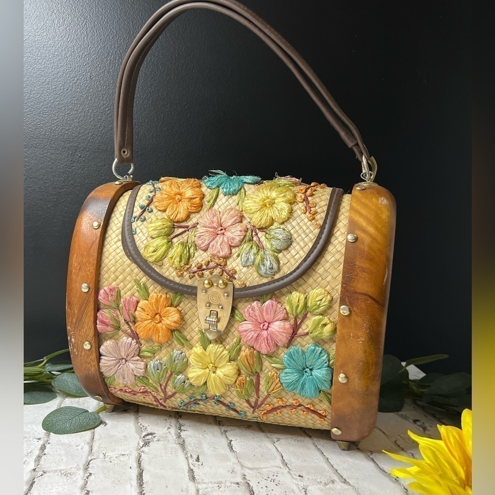 Vintage Hawaiian Monkey Pod Rafia Purse 50’s 60’s
